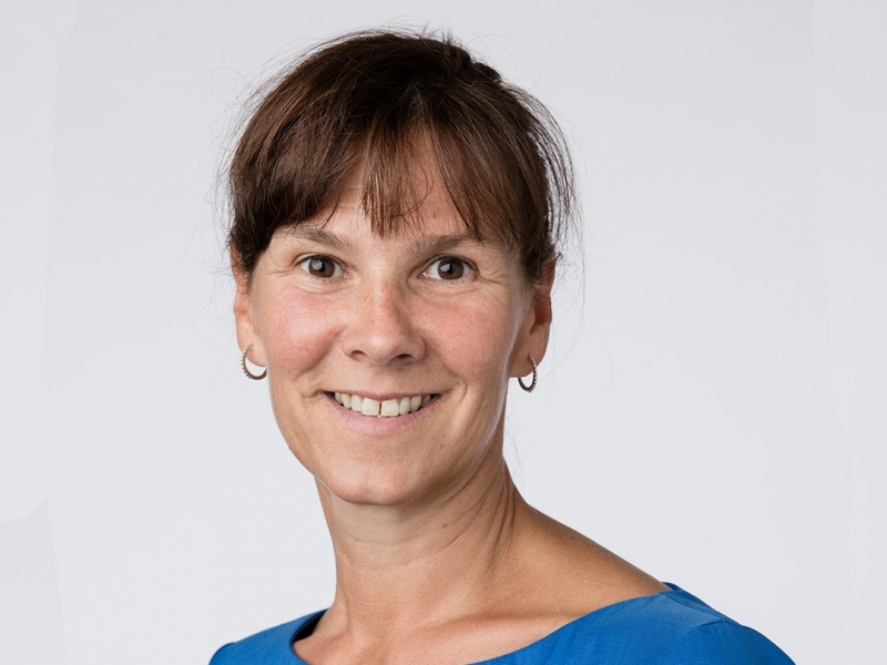 Lisa Insole si racconta nel libro &ldquo;L&rsquo;impronta delle donne&rdquo; di Adriano Moraglio 